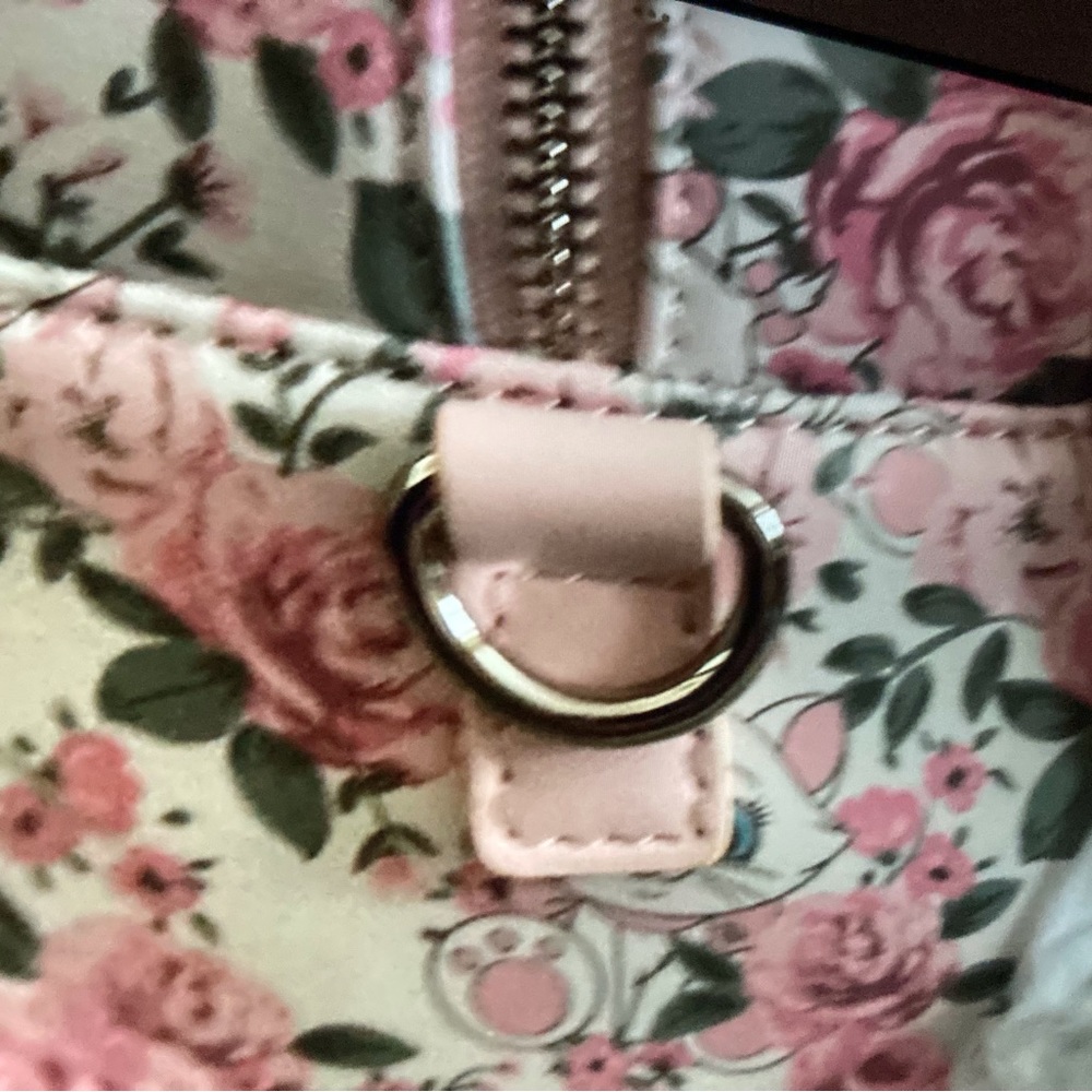 Loungefly - Picture 7 of 9